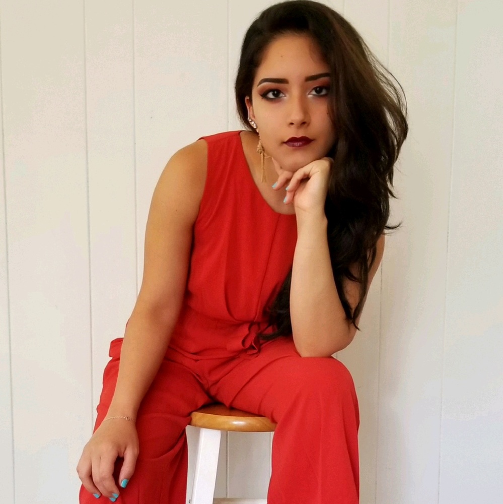 Meet your Posher, Gina